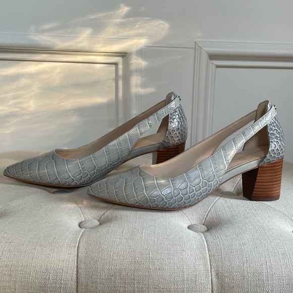 NWOT Cole Haan Grey Low Stacked Heels - Picture 2 of 15